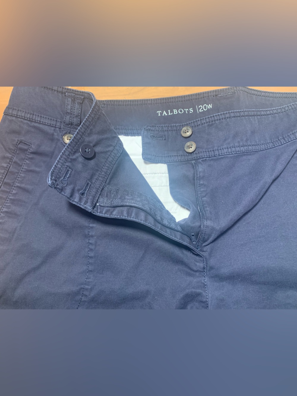 Nearly new! Talbots Navy Blue Women’s Shorts - Picture 3 of 7